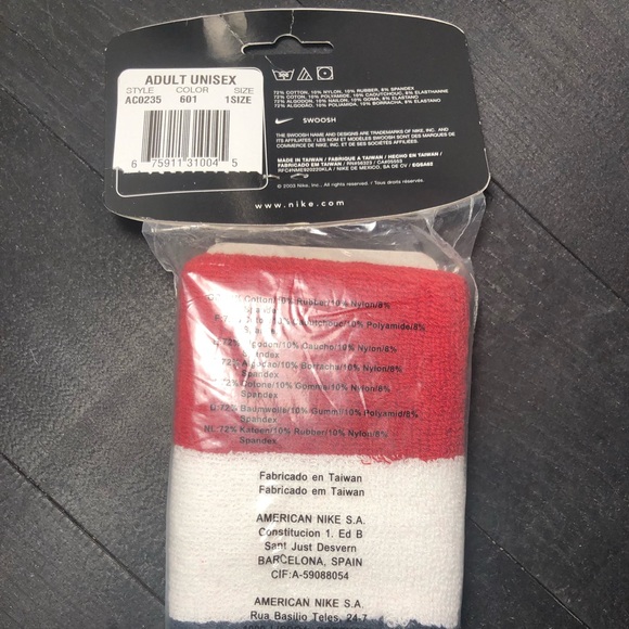 NWT NIKE DOUBLE WIDE SWEATBAND WRISTBANDS - Picture 2 of 4